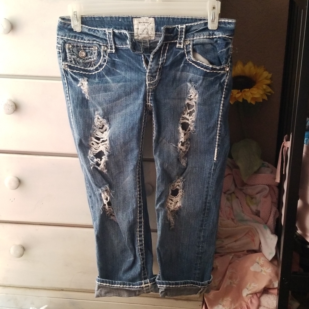 L.A. Idol Capri Jeans